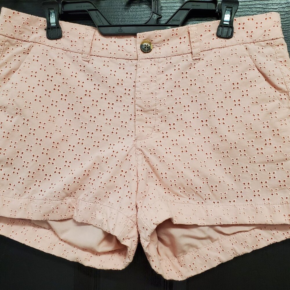 OLD NAVY PINK EYELET SHORTS